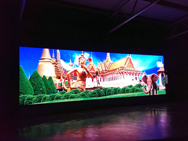 站在“風口浪尖”上看LED顯示屏未來的發展方向