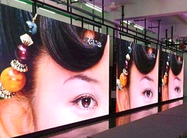 P4室內LED顯（xiǎn）示（shì）屏